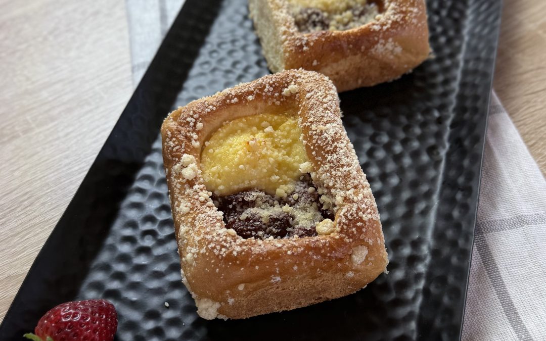 Fruchtbrioche Vanille und Erdbeere