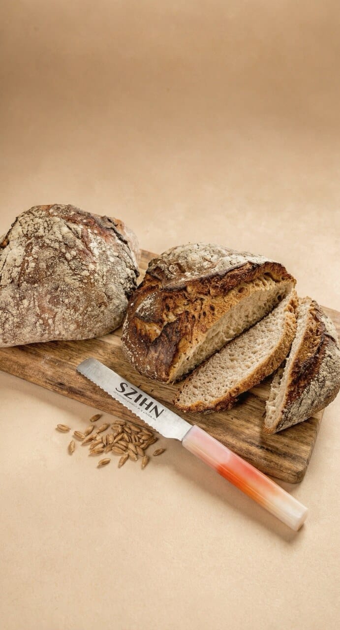 szihn-dinkelbrot-brotmesser Dinkelbrot